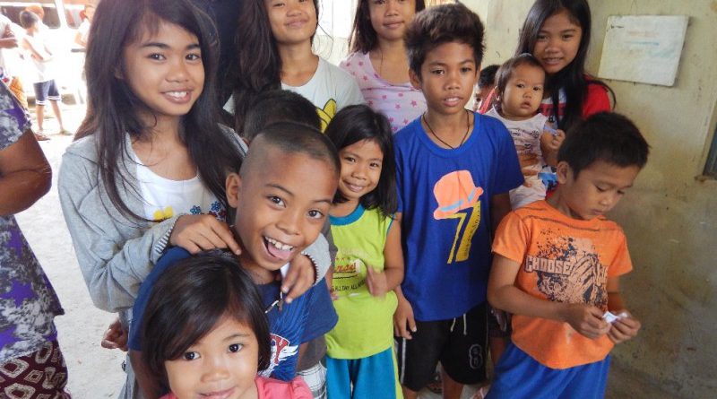 フィリピンに子供が多い理由と貧困問題 フィリピンで頑張る日本人