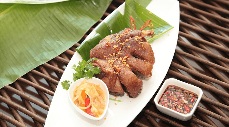食べる手が止まらない！フィリピンの豚料理「クリスピーパタ」
